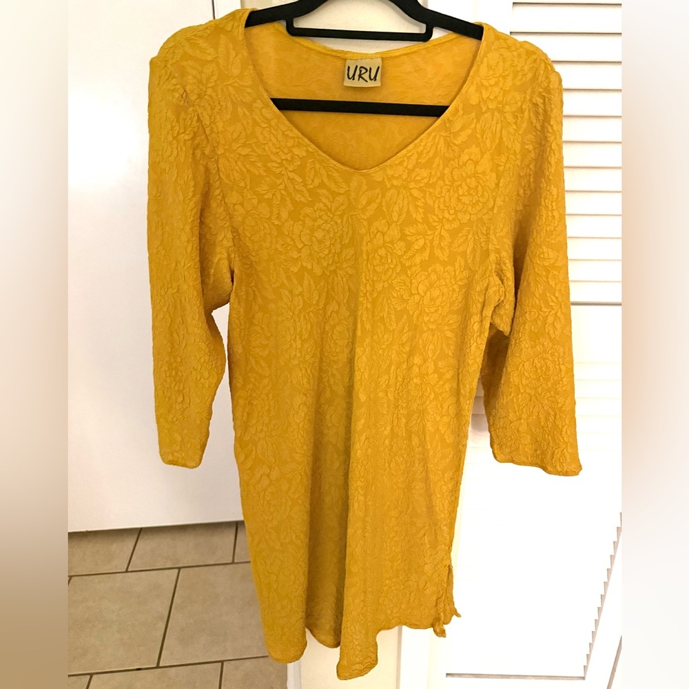 URU Textured Silk Tunic